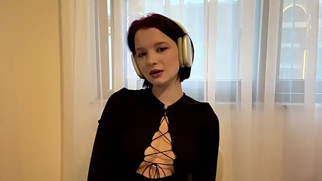 RiaFoxHi online show from May 2026 04:12:01 PM