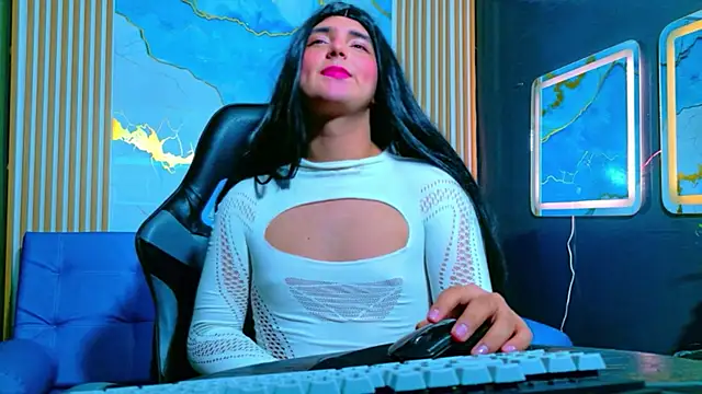 Gaby Gil  online show from May 2026 12:45:01 PM
