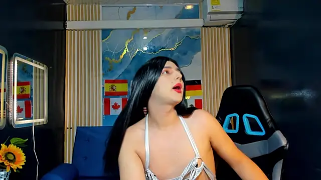 Gaby Gil  online show from June 2026 01:00:01 PM