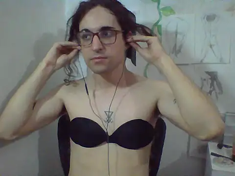LaCuerva online show from June 2026 06:13:01 PM