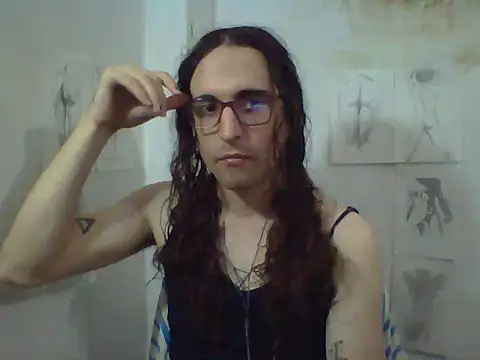 LaCuerva online show from June 2026 08:43:01 PM