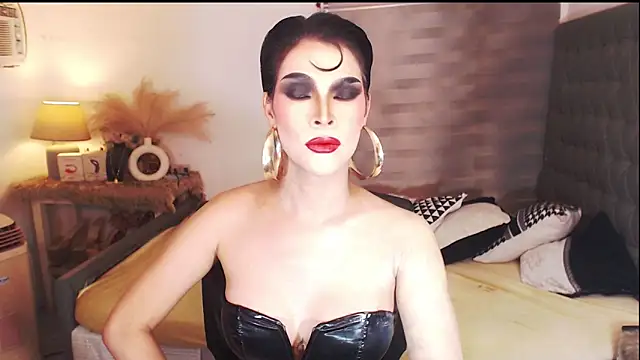DivineMercyTSx online show from May 2026 04:48:01 AM