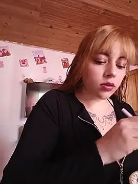 Snapshot of Isabella__Risky chatting on July 2026 09:48:02 PM Isabella Risky online show from July 2026 09:48:02 PM