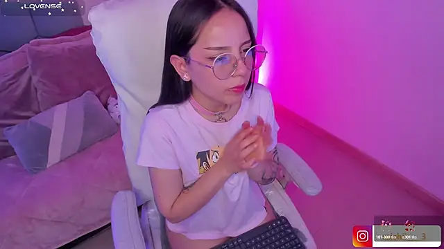 kitty patitas suavesss online show from June 2026 02:39:01 AM