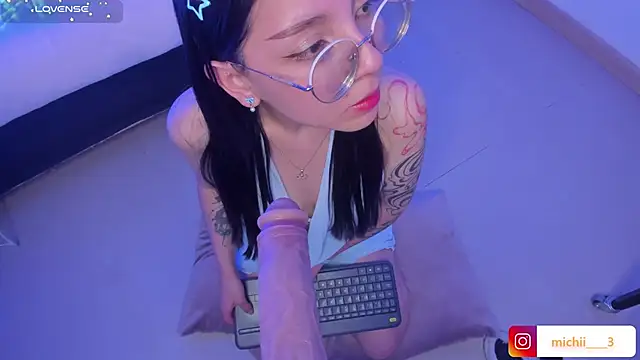 kitty patitas suavesss online show from July 2026 04:51:02 AM