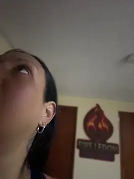 Snapshot of Cloe-Fire chatting on July 2026 11:07:01 AM Cloe-Fire online show from July 2026 11:07:01 AM