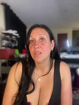 Cloe-Fire online show from June 2026 02:17:01 AM