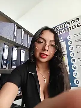 JENNIFER  03 online show from May 2026 02:49:01 PM
