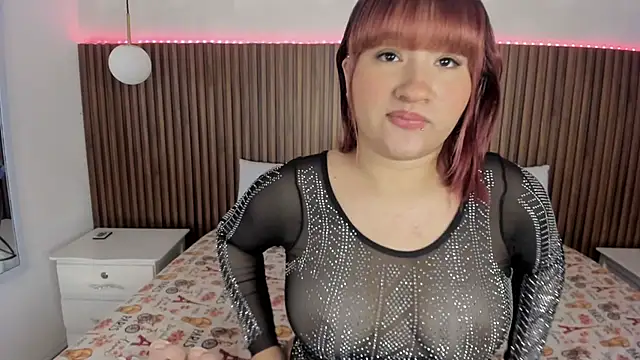 Snapshot of Dafne_Evaans chatting on May 2026 11:51:02 AM Dafne Evaans online show from May 2026 11:51:02 AM