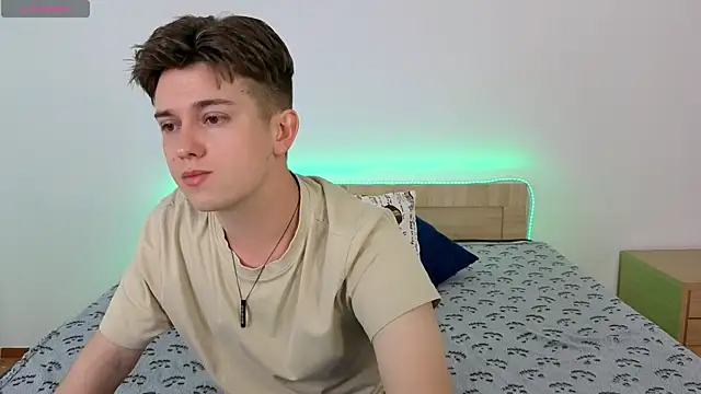 Miless Cooper online show from May 2026 04:42:01 AM