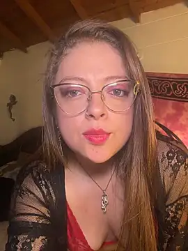 Snapshot of Lilith_Desire chatting on May 2026 01:15:01 PM Lilith Desire online show from May 2026 01:15:01 PM