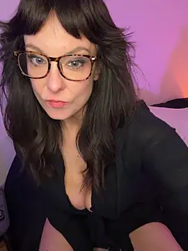 EvaGx online show from May 2026 04:22:01 AM