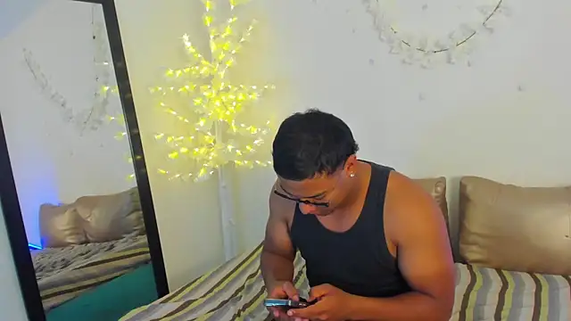 Drake Jhons online show from May 2026 02:42:02 PM