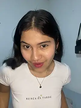 Snapshot of Xaannder chatting on May 2026 03:14:02 AM Xaannder online show from May 2026 03:14:02 AM