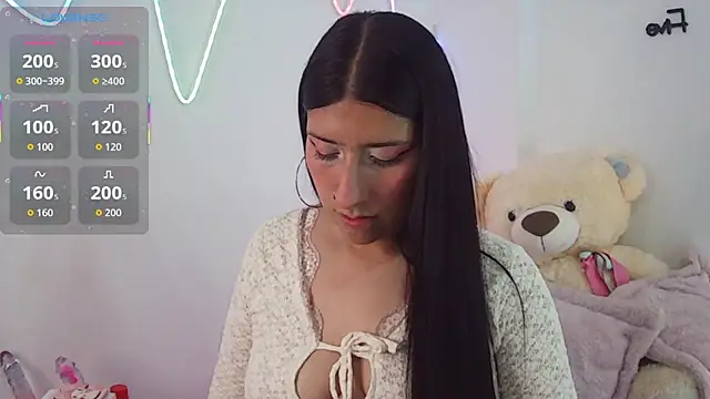 Sara Blum online show from June 2026 03:34:01 AM
