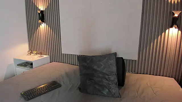 Alexa Zc online show from May 2026 11:38:01 AM