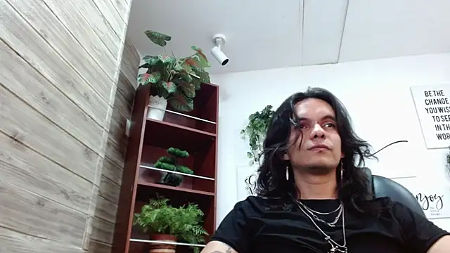 crow john online show from May 2026 07:18:01 PM