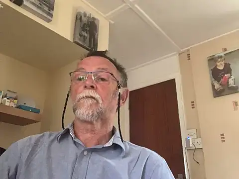 Moonraker64 online show from June 2026 04:34:02 PM