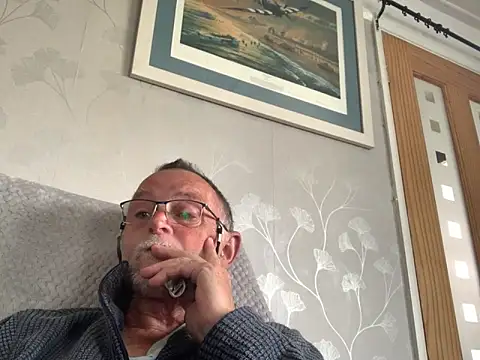 Moonraker64 online show from May 2026 02:17:02 PM
