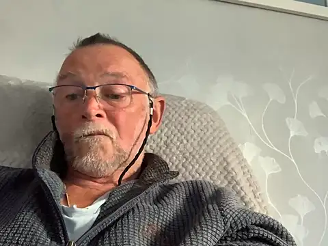 Moonraker64 online show from May 2026 07:00:01 PM
