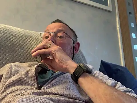 Moonraker64 online show from May 2026 07:33:01 PM