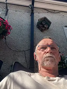 Moonraker64 online show from May 2026 03:32:01 PM