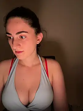Snapshot of OliviaBaby- chatting on May 2026 07:31:02 PM OliviaBaby- online show from May 2026 07:31:02 PM