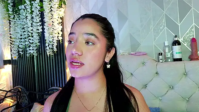 Zaira bonny online show from June 2026 07:15:02 PM