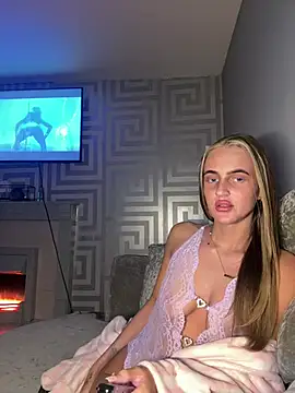 Exotic-Elsie online show from May 2026 10:07:02 PM