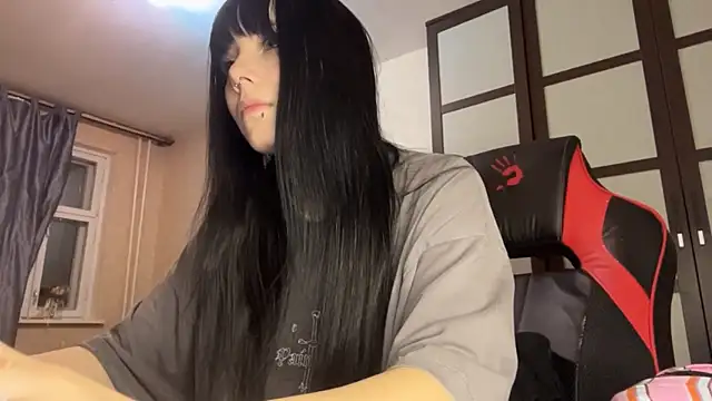 gothicq online show from May 2026 06:44:02 PM