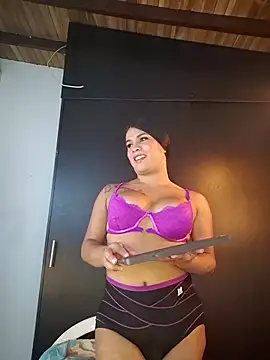 sarah-jhonson online show from July 2026 07:25:01 PM