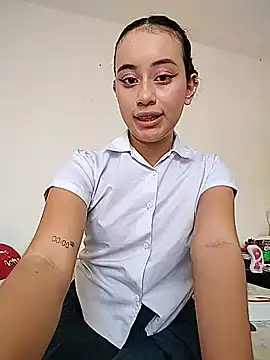 L0lita Emi12 online show from June 2026 03:20:02 PM