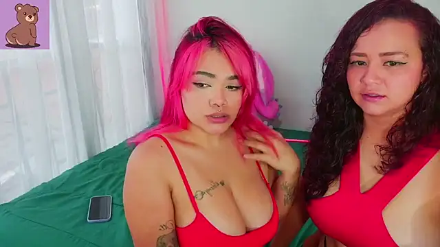 latinahotdivas1 online show from May 2026 09:23:02 PM