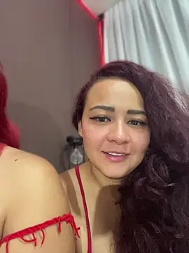 latinahotdivas1 online show from May 2026 03:15:01 AM