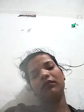 Snapshot of Student_garl_1 chatting on May 2026 12:14:01 AM Student garl 1 online show from May 2026 12:14:01 AM