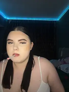 Snapshot of ElyBabyX chatting on June 2026 09:38:01 PM ElyBabyX online show from June 2026 09:38:01 PM