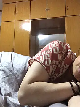 Snapshot of nidejiejie chatting on May 2026 03:52:02 PM nidejiejie online show from May 2026 03:52:02 PM