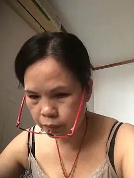 Snapshot of nidejiejie chatting on June 2026 03:40:01 AM nidejiejie online show from June 2026 03:40:01 AM