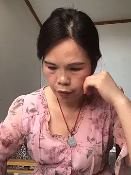 Snapshot of nidejiejie chatting on May 2026 04:32:02 AM nidejiejie online show from May 2026 04:32:02 AM