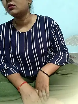 Snapshot of Saniya_Gs chatting on May 2026 05:00:01 AM Saniya Gs online show from May 2026 05:00:01 AM