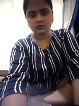 Snapshot of Saniya_Gs chatting on May 2026 04:15:02 PM Saniya Gs online show from May 2026 04:15:02 PM