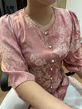 Snapshot of cherry_by chatting on May 2026 02:10:01 PM cherry by online show from May 2026 02:10:01 PM
