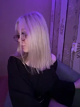 Velvet Doll  online show from June 2026 04:23:02 AM