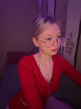 Velvet Doll  online show from May 2026 04:03:01 AM