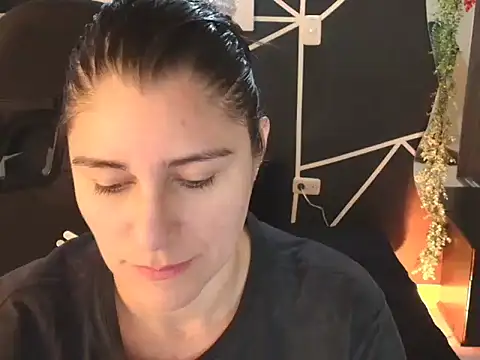 Snapshot of LUCYMILF_SEXY chatting on May 2026 05:54:02 PM LUCYMILF SEXY online show from May 2026 05:54:02 PM