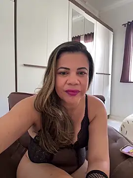lary8 online show from May 2026 04:57:02 PM