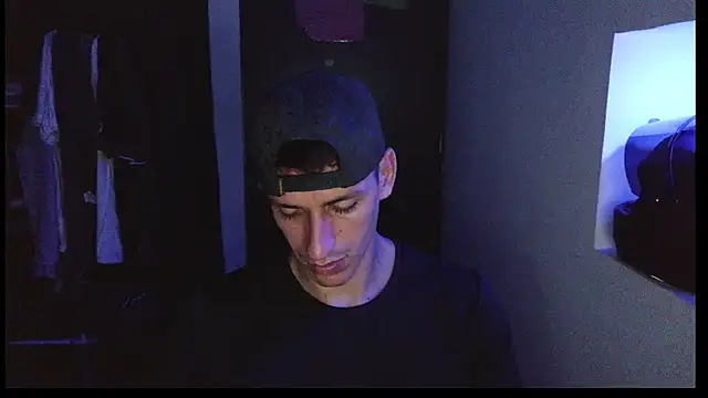 RaulRico online show from May 2026 03:49:02 AM