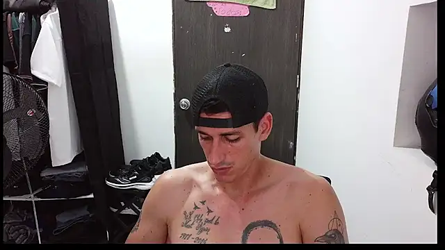 RaulRico online show from June 2026 12:10:02 AM