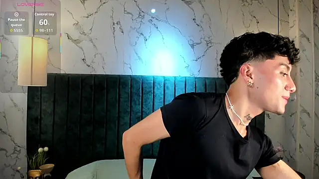 Snapshot of Spencerwhite_ chatting on May 2026 08:15:01 PM Spencerwhite online show from May 2026 08:15:01 PM