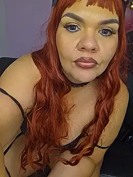Snapshot of DiosaBelle chatting on July 2026 07:23:02 AM DiosaBelle online show from July 2026 07:23:02 AM